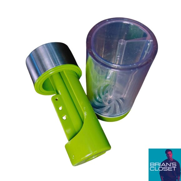 Microplane 2-in-1 Herb Mill - Stainless Steel - Picture 7 of 13